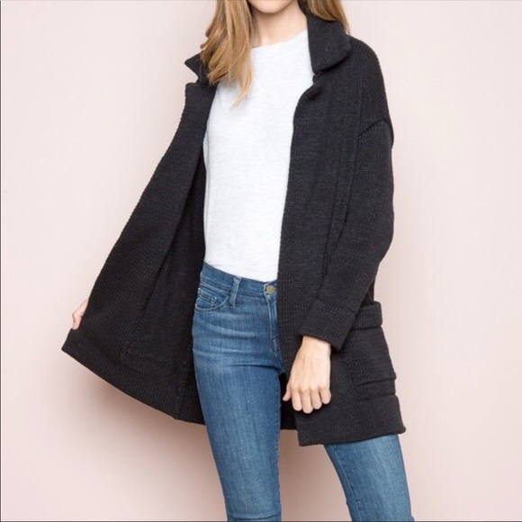 Brandy Melville Jackets & Blazers - BRANDY MELVILLE JACKET/SWEATER.